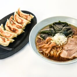 ラーメン餃子セット